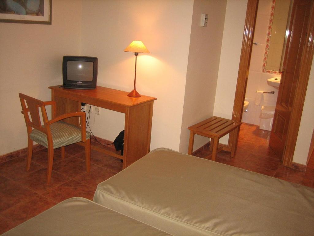 Hotel Chané La Puebla De Alfinden Camera foto