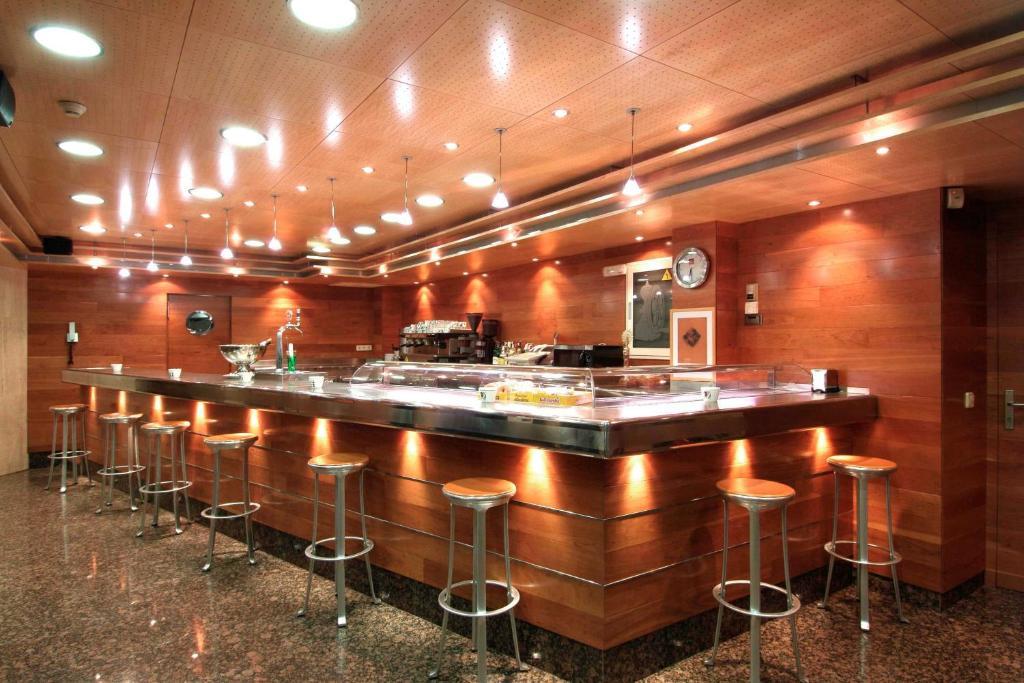 Hotel Chané La Puebla De Alfinden Esterno foto