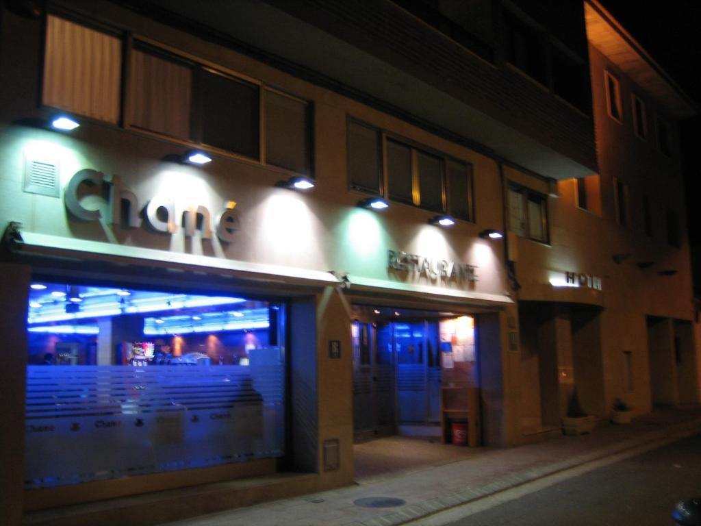 Hotel Chané La Puebla De Alfinden Esterno foto