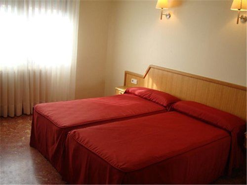 Hotel Chané La Puebla De Alfinden Esterno foto